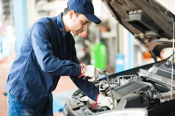 Auto mechanic tools